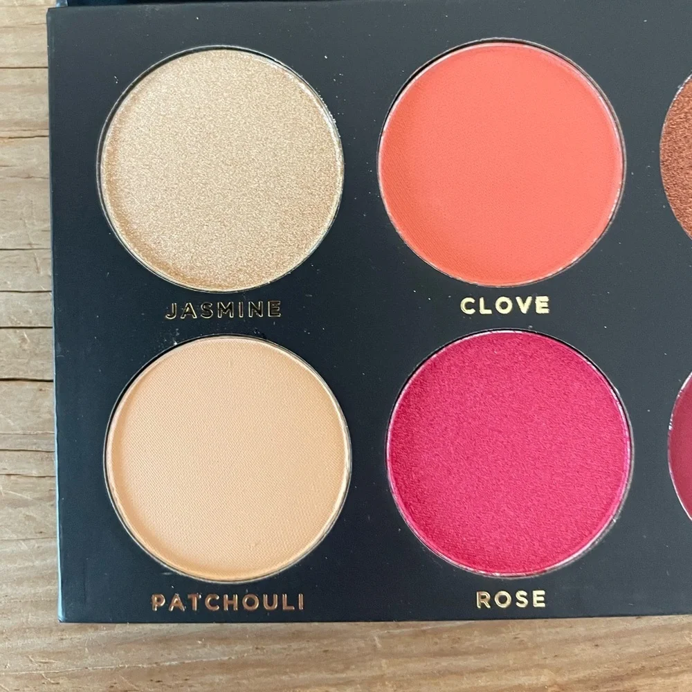NIB Ace Beaute Grandiose Palette Eyeshadow 8 Shades New Makeup Cruelty Free